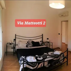 Via Matteotti & Via Carracci Bolonia