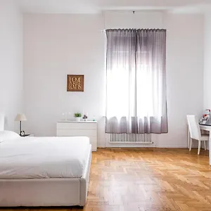 Πανσιόν Cavalieri's Grand, Μπολόνια